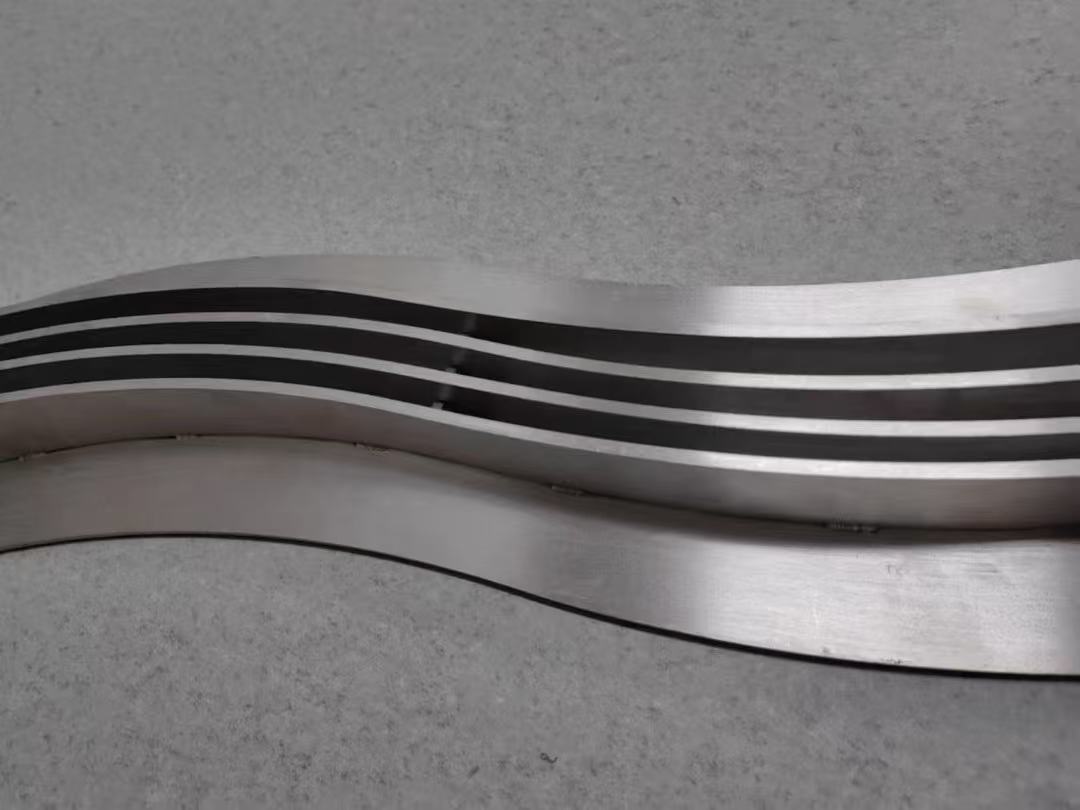 弧形缝隙式盖板