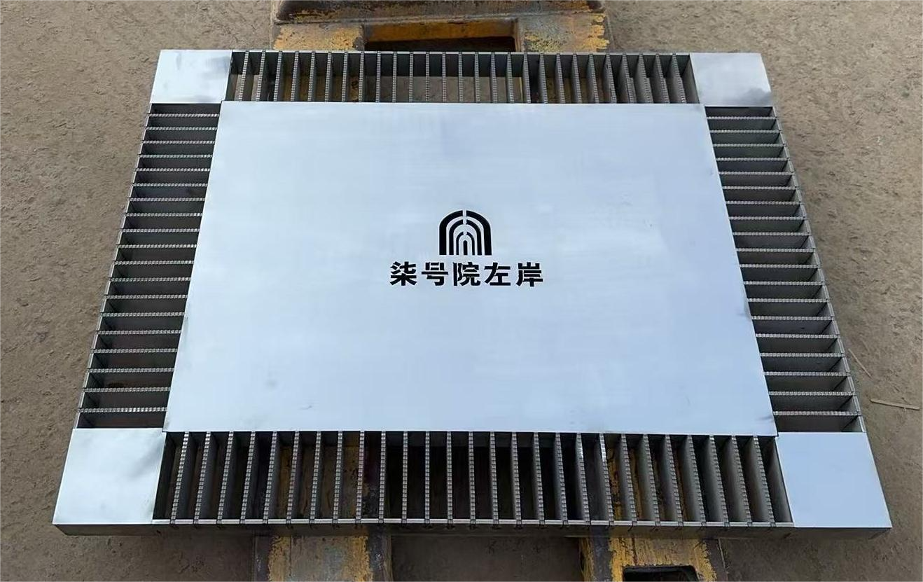 不锈钢井盖产品图